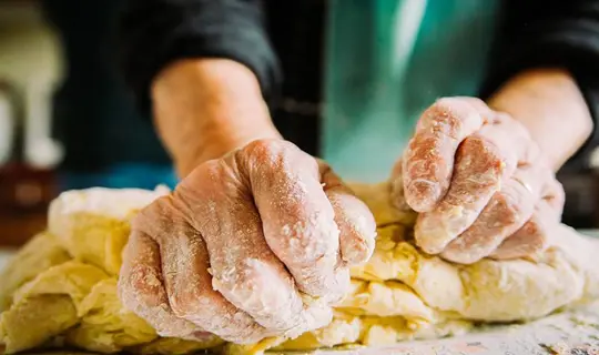 Making bread, Masseria Centrone