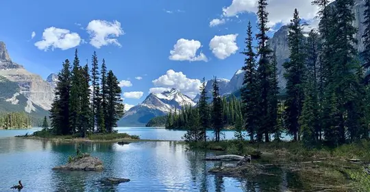 Maligne Lake