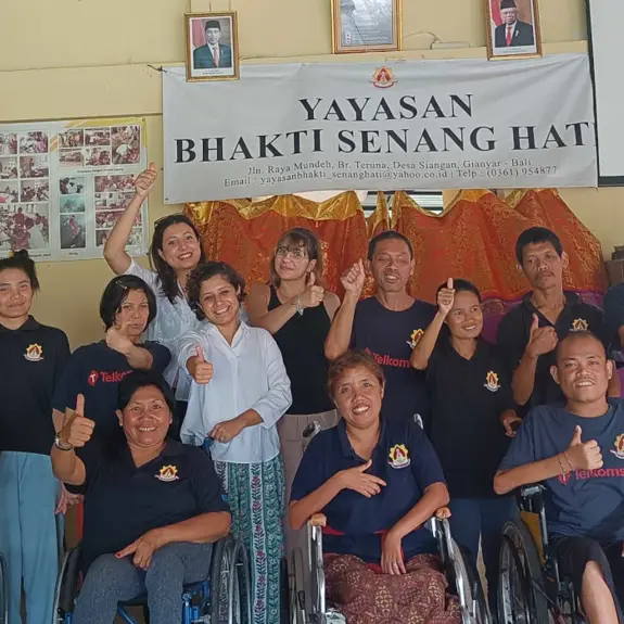 senang hati banner.jpg