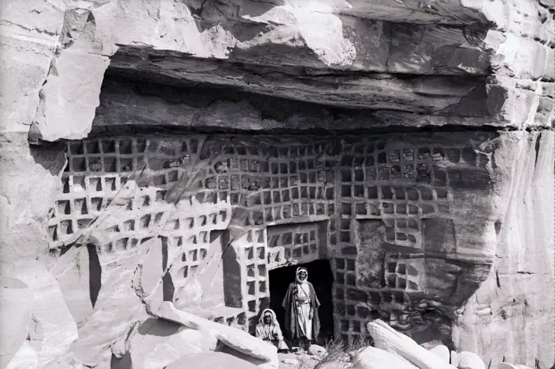 TS_Jordan_RGS_‘The Columbarium Tomb with.png