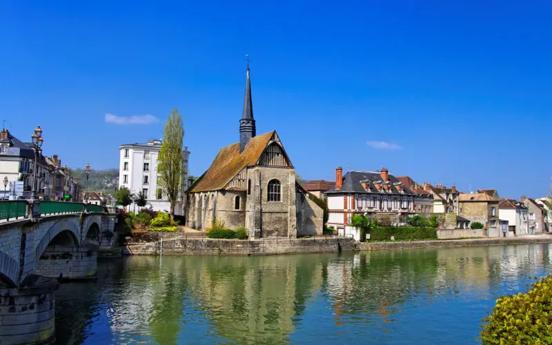 A view of Sens - Champagne and Burgundy Region Guide