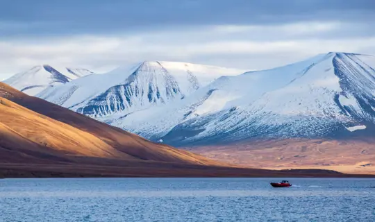 Boat outside Longyearbyen